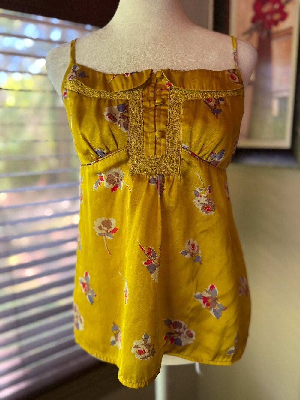 American Eagle Outfitters Large Yellow Silk Feel Floral Camisole Lace Trim Y2K